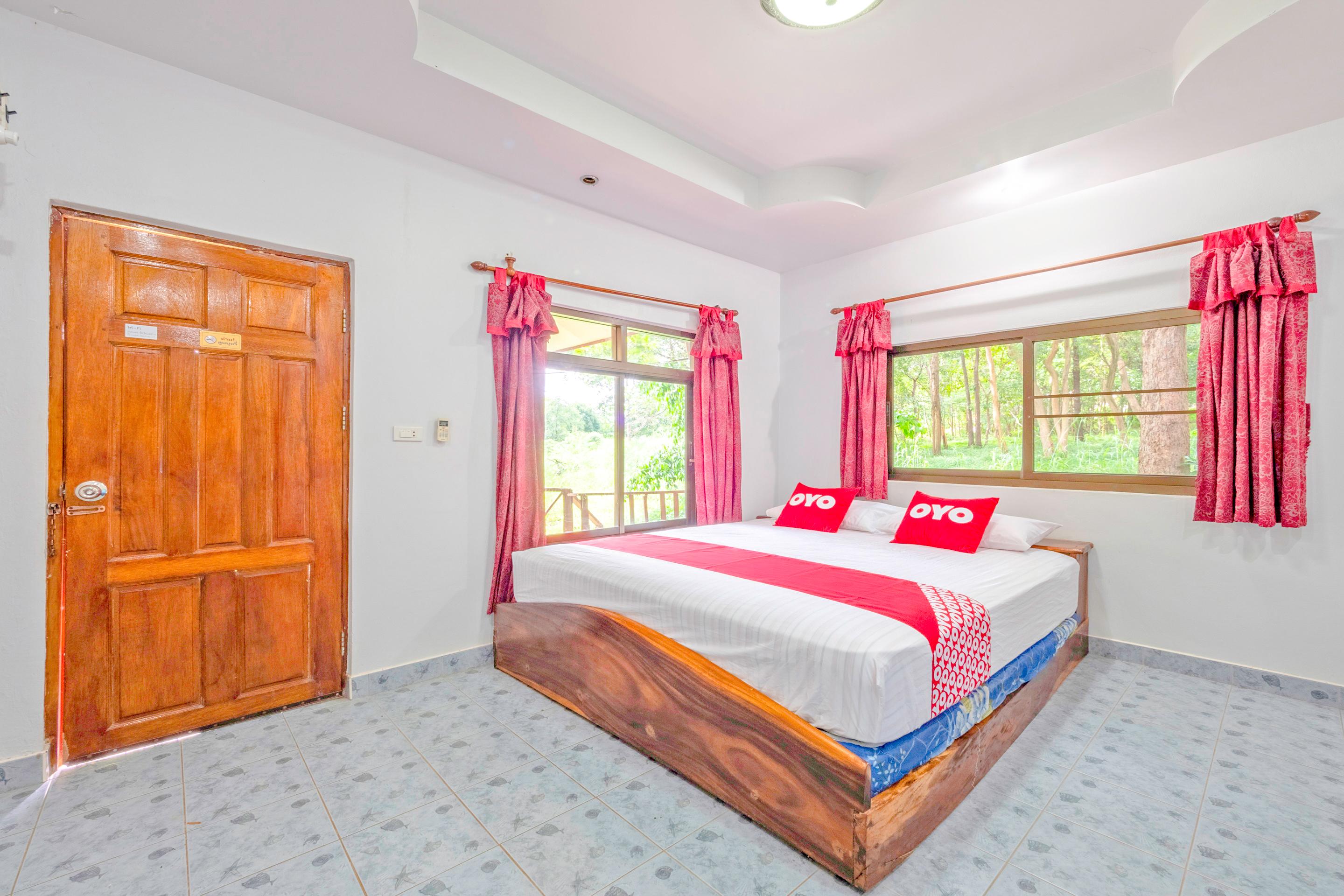 Oyo 1149 Best Resort Tha Mai Екстериор снимка